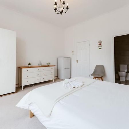 Spacious Ensuite Room Near Top Tourist Attractions London Eksteriør billede
