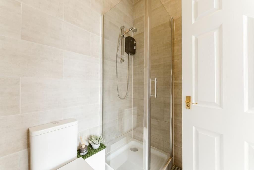 Spacious Ensuite Room Near Top Tourist Attractions London Eksteriør billede